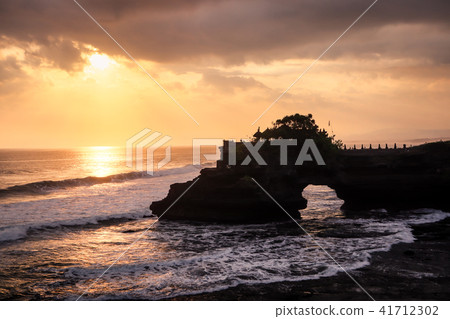 巴厘島海神廟日落 41712302