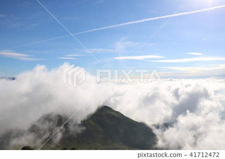 攀登萬代山 41712472