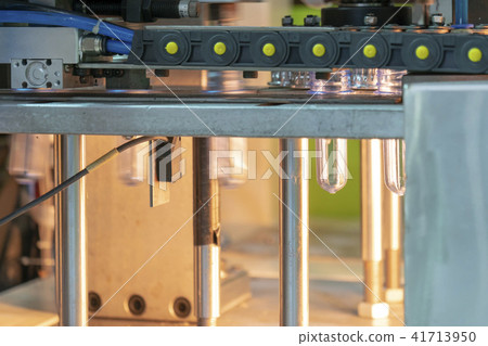 The preform shape of plastic bottle product 41713950