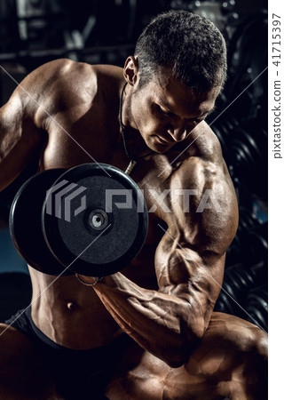 man bodybuilder in gym man bodybuilder in gym 41715397