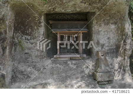主樓後面的熊野神社(鎌倉市雙簧管) 主樓後面的熊野神社(鎌倉市雙簧管) 41718621