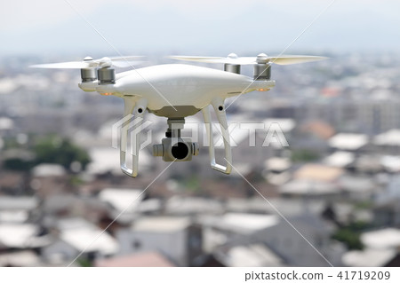 Drone small unmanned aerial plane townscape Drone small unmanned aerial plane townscape 41719209