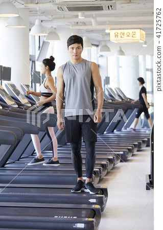 gym, exercise, man, woman 41725762