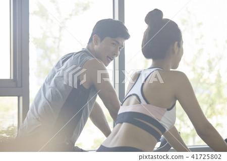 gym, indoor bike, men, women 41725802