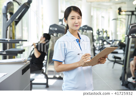 gym, men, women 41725932