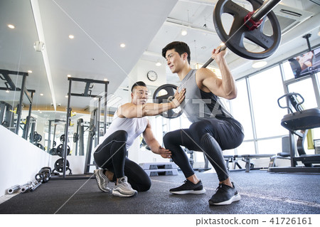 gym, exercise, trainer, young man 41726161