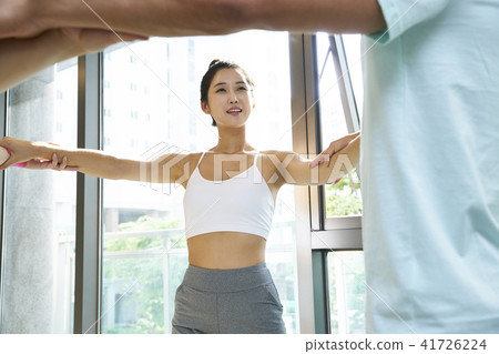 gym, men, women 41726224