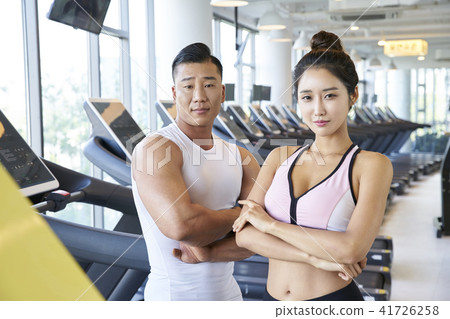 gym, men, women 41726258