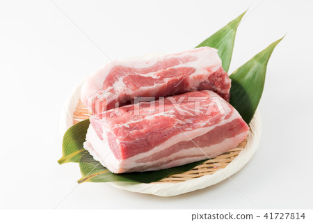 Pork belly block 41727814