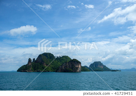 Poda Island the famous landmark seascape Poda Island the famous landmark seascape 41729451