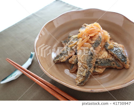 美味的沙丁魚在Nambucana醃製 美味的沙丁魚在Nambucana醃製 41730947