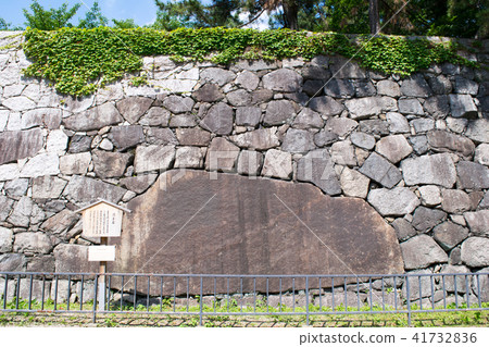 Aichi Prefecture Nagoya Castle Honmaru Inner Ishigaki's gigantic clear stones Aichi Prefecture Nagoya Castle Honmaru Inner Ishigaki's gigantic clear stones 41732836