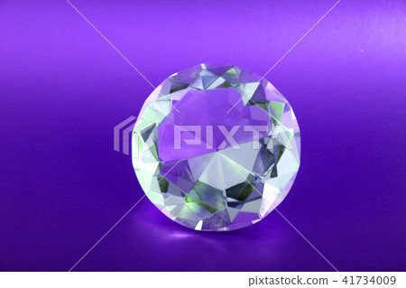 diamond in the violet 41734009