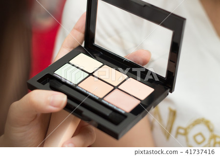 美麗的女人 41737416