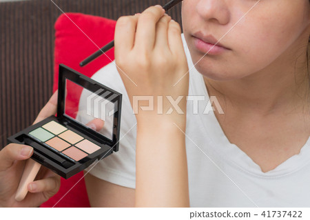 美麗的女人 41737422