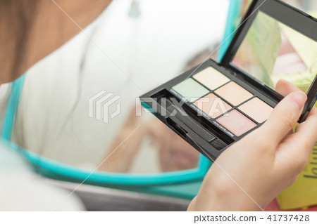 美麗的女人 41737428