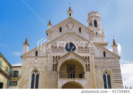 Verona, Italy Cathedral Duomo facade. Verona, Italy Cathedral Duomo facade. 41738465