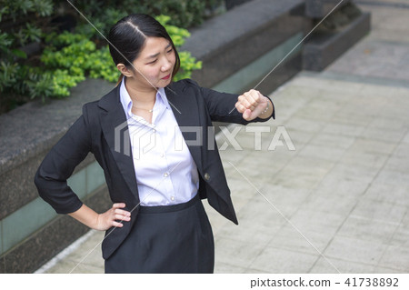 Business photography, female watch, etc. 41738892