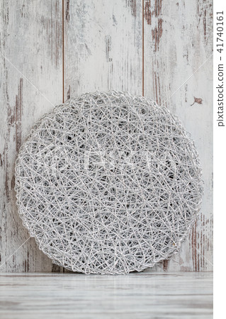 Round American style Silver Table Mat 41740161