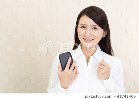 Woman with smartphone Woman with smartphone 41741409