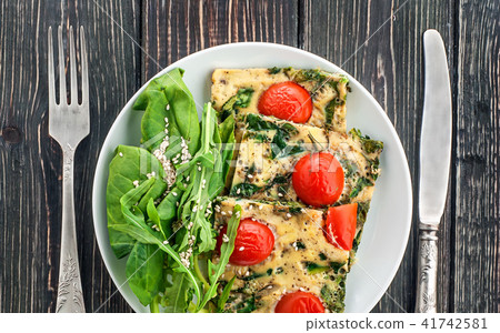 Fritatta on white plate top view 41742581