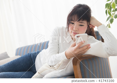 Living / ladies Living / ladies 41743100