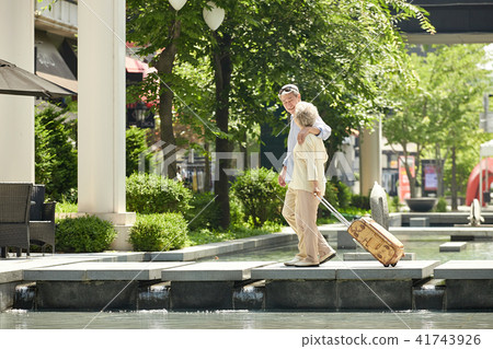 Traveling in Korea Traveling in Korea 41743926