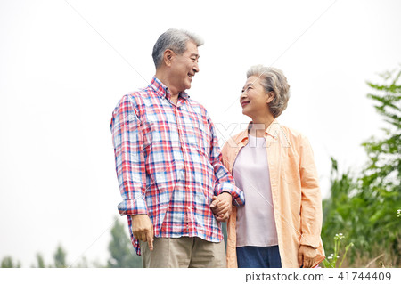 A happy retirement A relaxed retirement life Senior dating A walk of old age A happy retirement A relaxed retirement life Senior dating A walk of old age 41744409