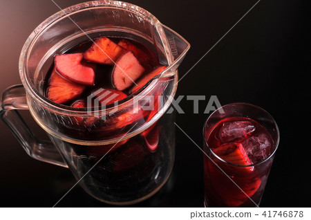 Sangria Cocktail 41746878