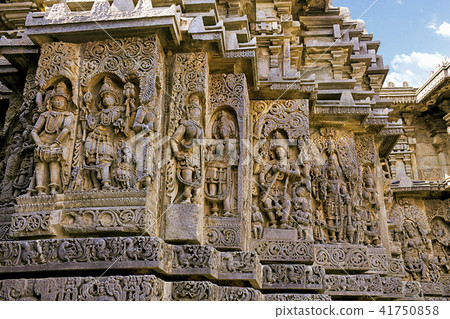 Ornate wall, Hoysaleshwara temple, Halebidu 41750858