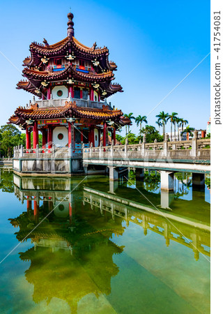 二二八公園中式亭閣 台湾台北二二八公園中華式亭閣 228 Peace Memorial Park 二二八公園中式亭閣 台湾台北二二八公園中華式亭閣 228 Peace Memorial Park 41754081