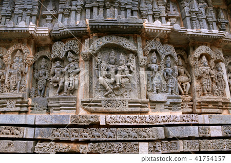 Ornate wall panel, Kedareshwara temple, Halebidu Ornate wall panel, Kedareshwara temple, Halebidu 41754157