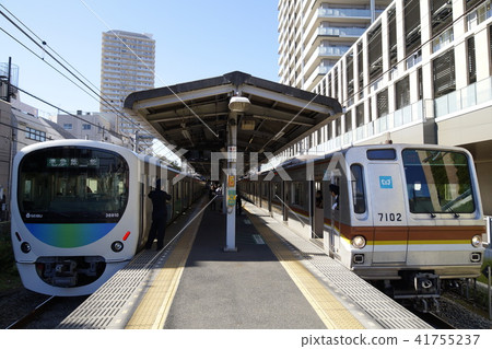 Seibu Ikebukuro Line Fukutoshin Line 41755237