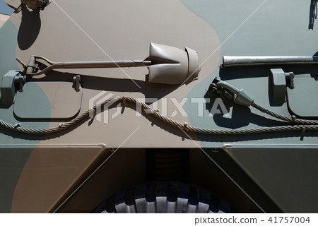 Armored car 41757004