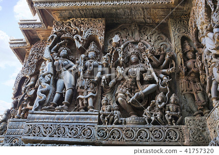Sculpture of dancing Shiva, Hoysaleshwara temple 41757320