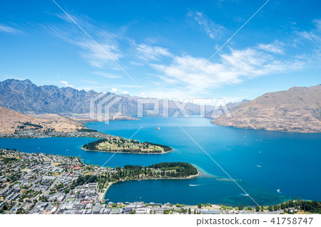 從皇后鎮觀景台觀看 從皇后鎮觀景台觀看 41758747