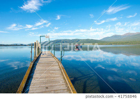 Lake Te Anau Lake Te Anau 41758846