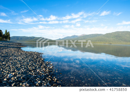 Lake Te Anau 41758850