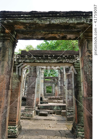 柬埔寨，吳哥古蹟，Banteay·Kudei，救濟 41759097