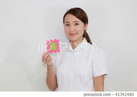 Number plate cute female one person 0 Number plate cute female one person 0 41761480