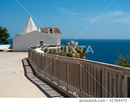 Chapel "Igreja de Nossa Senhora da Rocha" 41764473