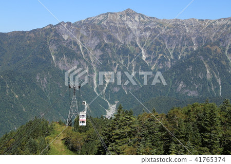 Hotaka Northern Alps in autumn 41765374
