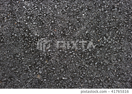 Texture of wet asphalt. 41765816