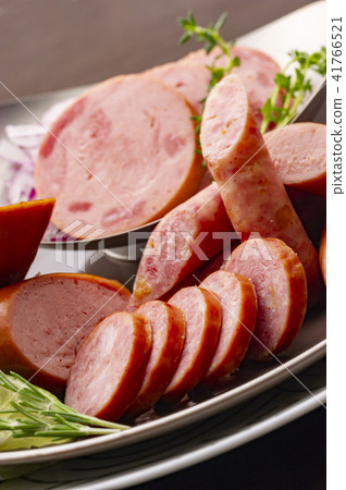 Assortment of delicious sausages Assortment of delicious sausages 41766521