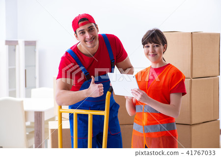 Professional movers doing home relocation 41767033