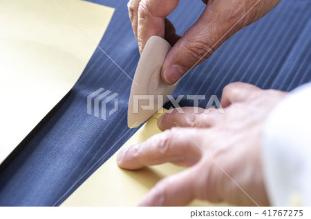 Sewing of suits 41767275