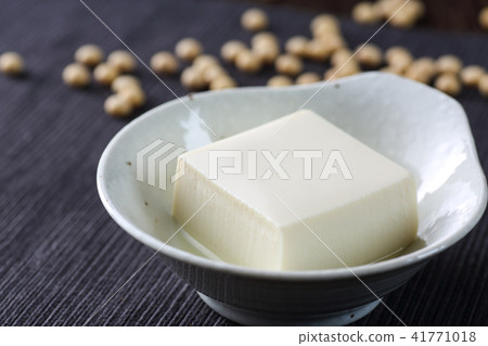 tofu tofu 41771018
