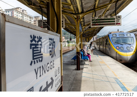 火車站台灣火車站台灣桃園鶯歌站鐵道陶瓷老街 41772517