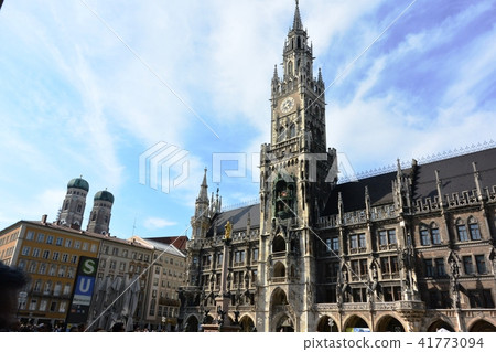 Munich New Town Hall 41773094