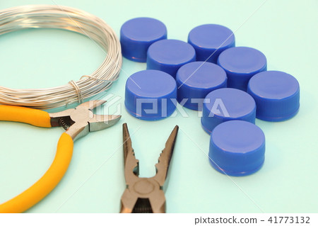 bottle nose pliers